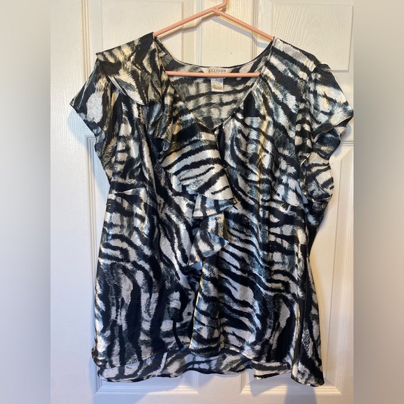 Alison Taylor Satin Zebra Print Blouse Size 2X - Picture 5 of 5